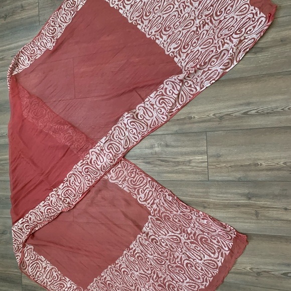 Scarf - Picture 6 of 6